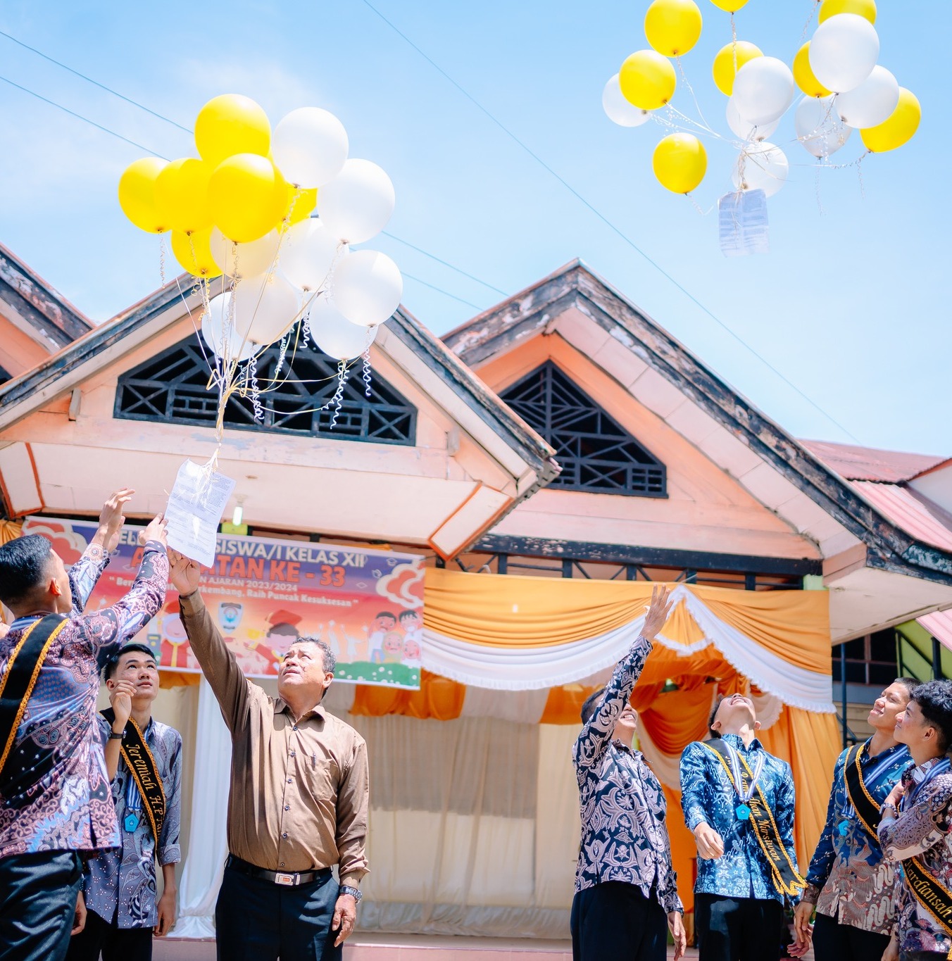 Pengumuman Kelulusan SMA NEGERI 2 RANTAU UTARA Tahun Ajaran 2025/2026