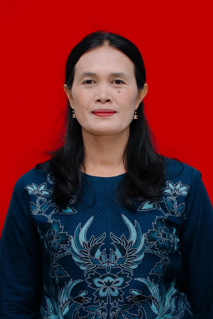 Hot Martogi Rismawaty Sihole, S.Pd. (Guru BP/Guru Kimia)