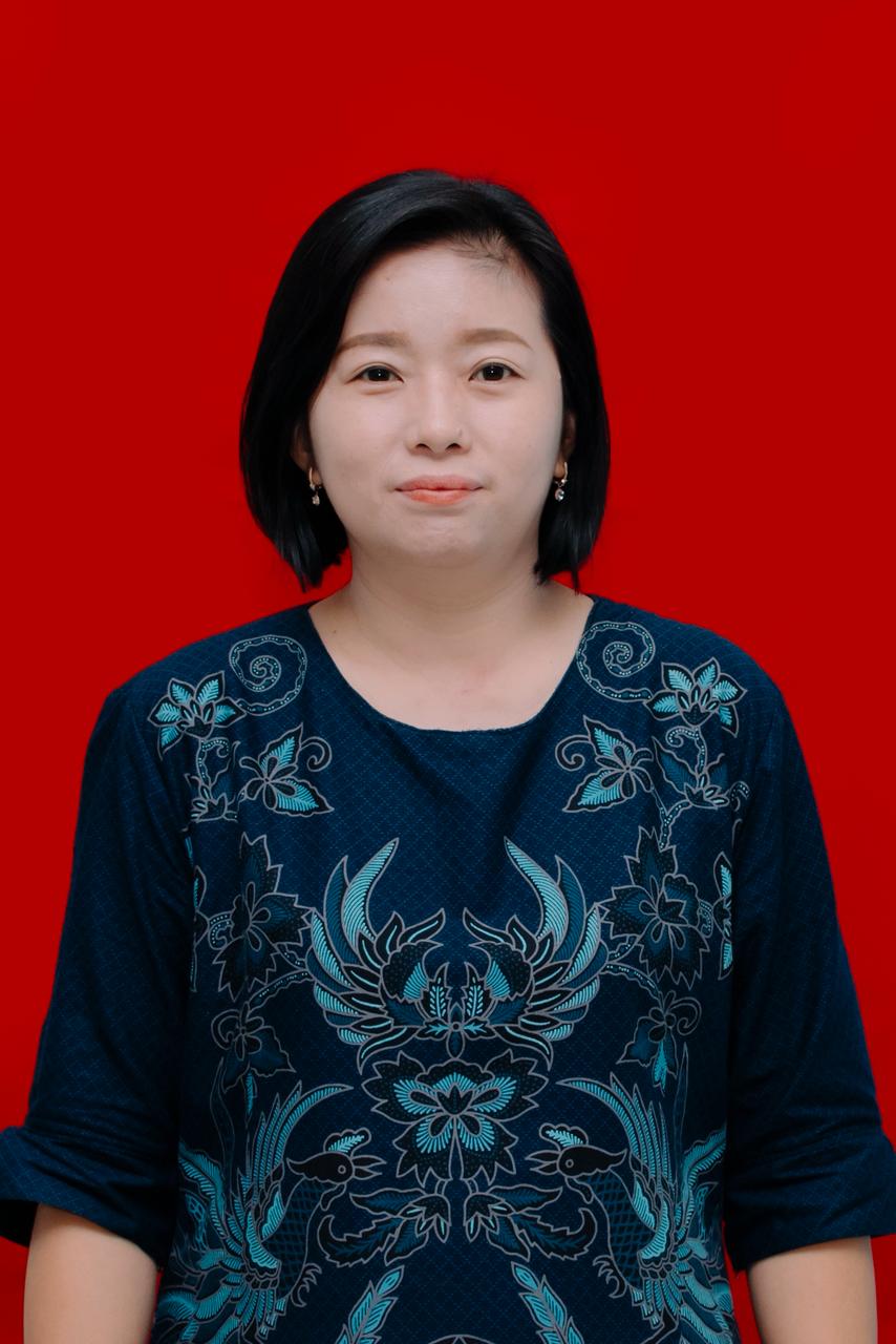 Lo, Nelly, S.Kom. (Guru Bahasa Mandarin)